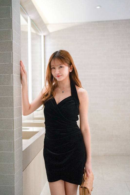Halter-neck Velvet Black